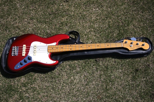 Red+fender+aerodyne+jazz+bass